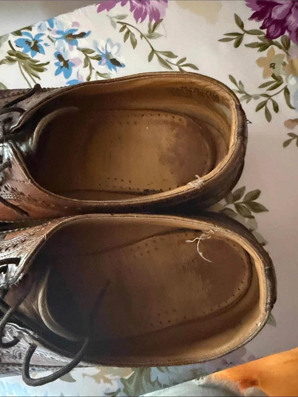 Dr. Martens Two-Tone Brown Leather Wingtip Derby Shoes Size 10 Vintage Brown